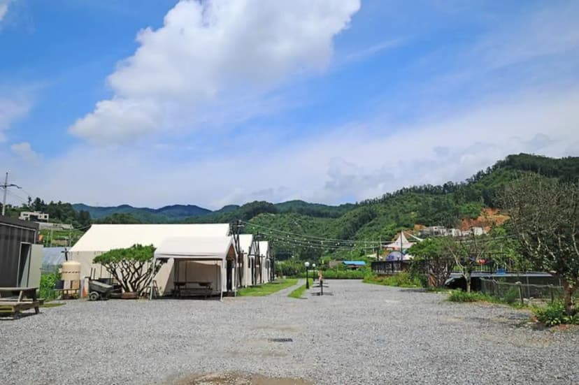 청춘 글램핑 카라반 사진 3