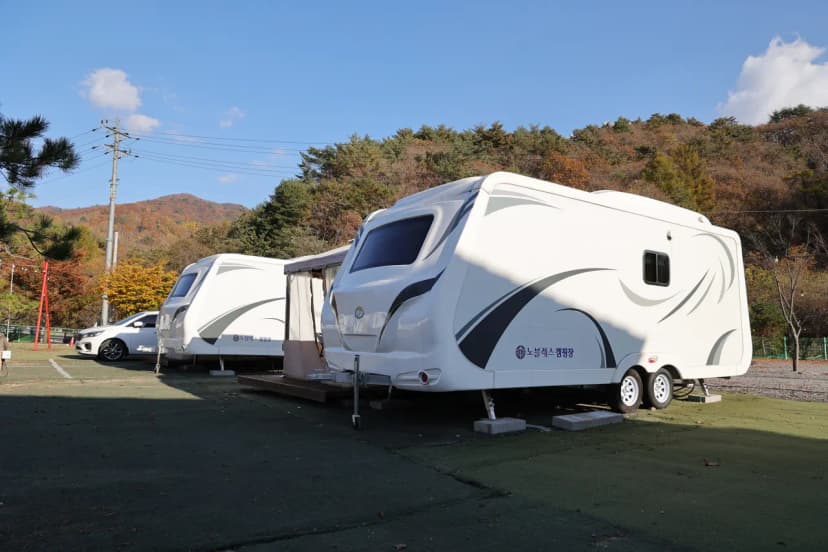 노블레스 글렘핑 카라반 사진 12