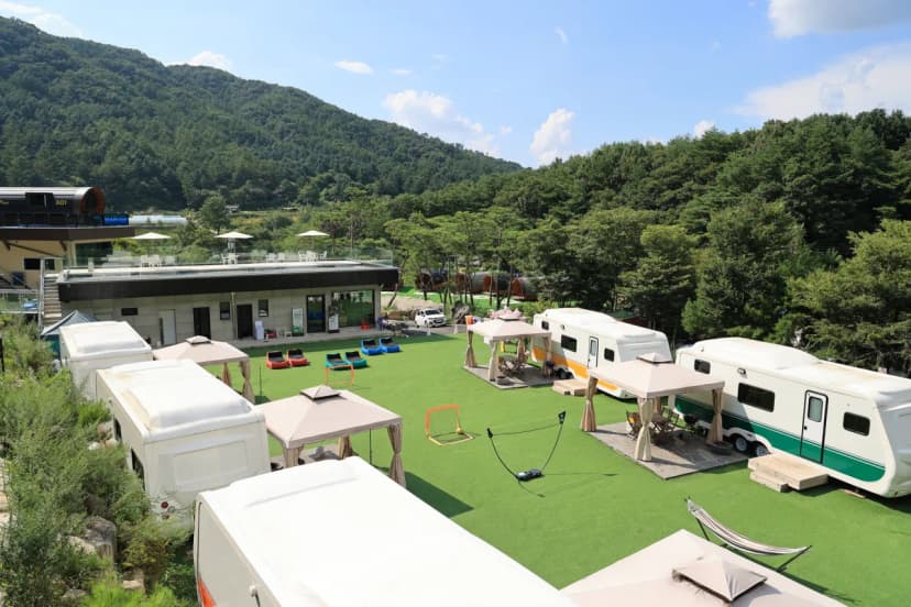 산정호수 마루글램핑 카라반 사진 7