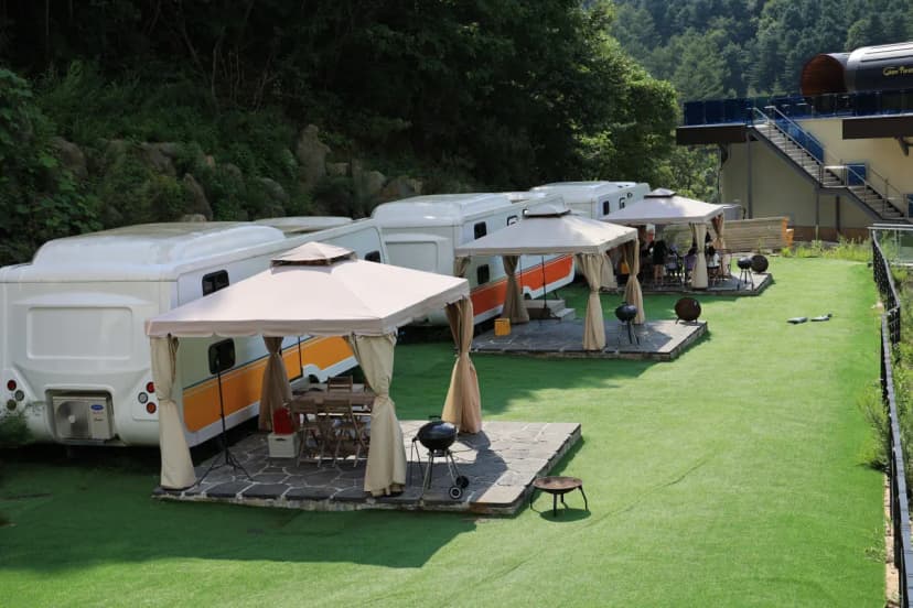 산정호수 마루글램핑 카라반 사진 8