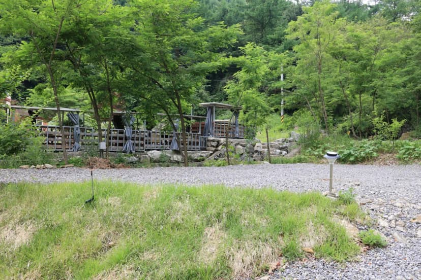유명산 계곡 캠핑장 사진 12