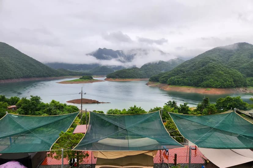 충주호더쉼캠핑장 사진 18