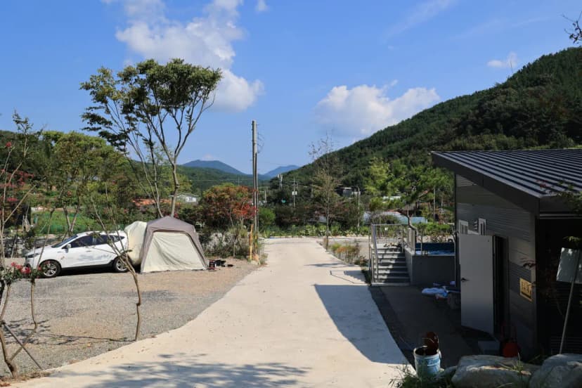 연꽃자리캠핑타운 사진 16
