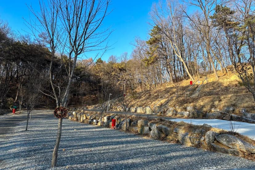 더 봄날 캠핑장 사진 5