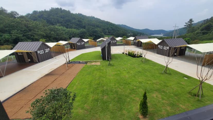동글감나무캠핑장