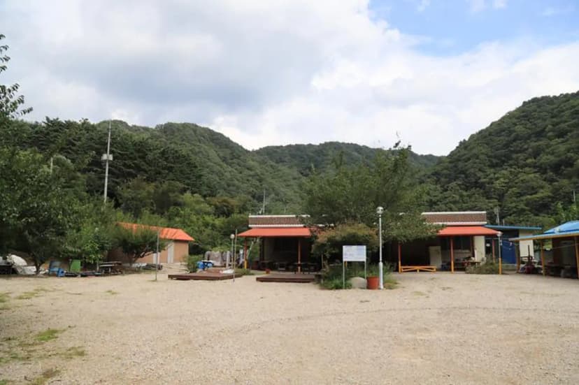 아침가리 계곡 캠핑장 사진 3