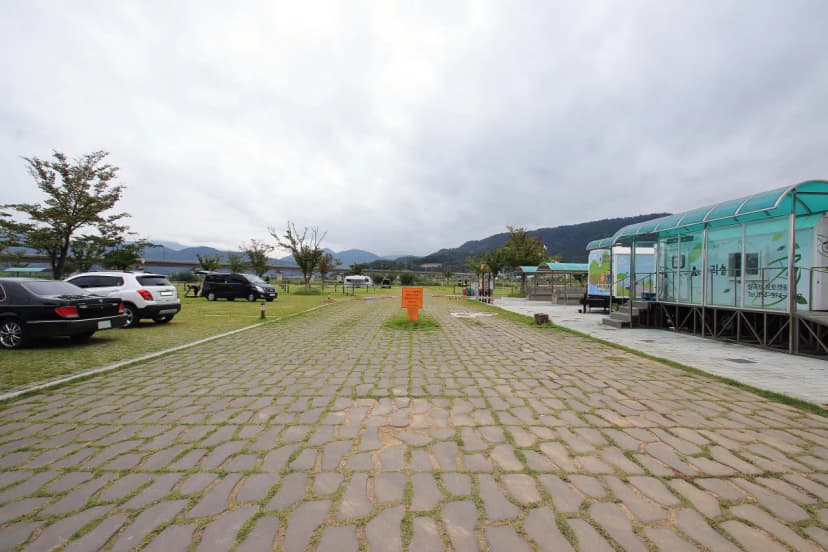 칠곡보 오토캠핑장 사진 6