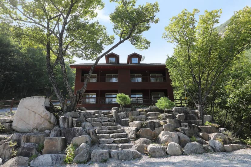 국립황정산자연휴양림캠핑장 사진 19