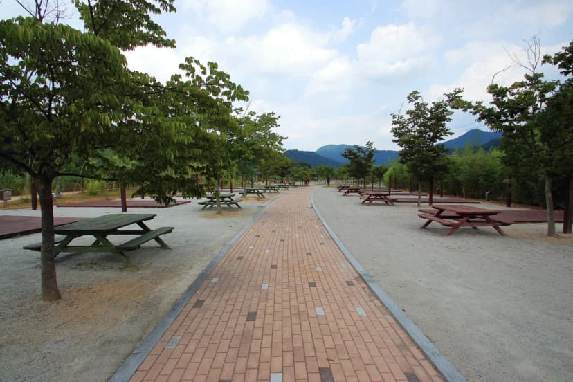 김천부항댐 산내들 오토캠핑장 사진 13